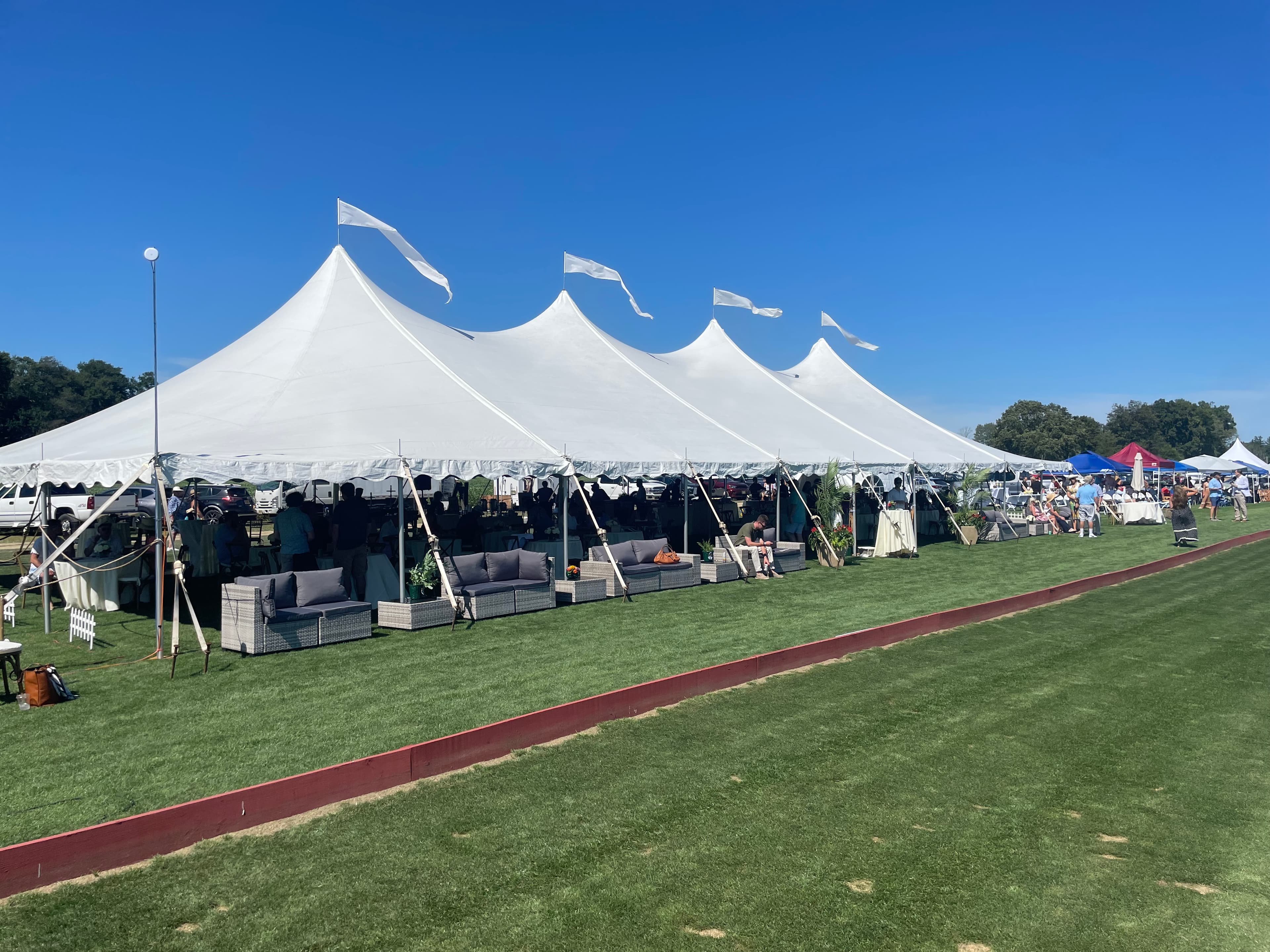 Tent rental setup in Hunterdon County NJ